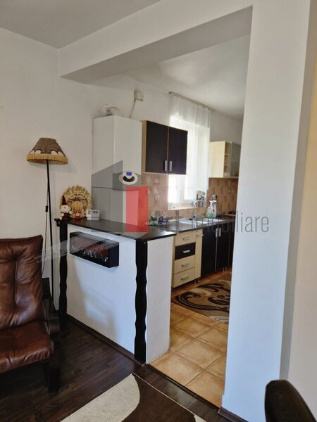 Giulesti, duplex de vanzare 5 camere