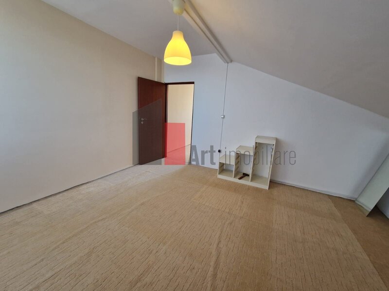 Giulesti, duplex de vanzare 5 camere