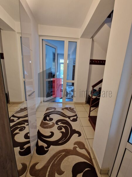 Giulesti, duplex de vanzare 5 camere